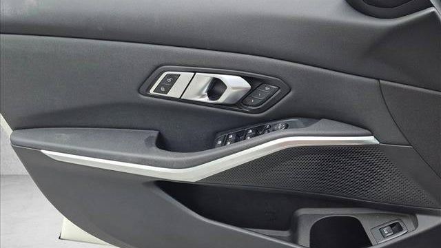 2020 BMW 3 Series 330i