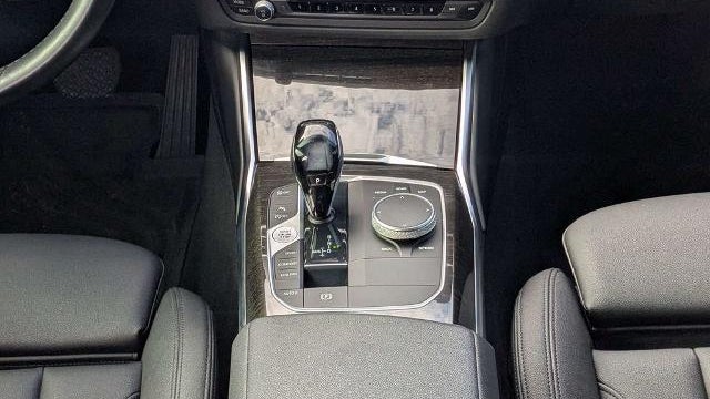 2021 BMW 3 Series 330i