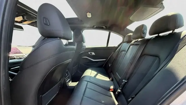 2021 BMW 3 Series 330i