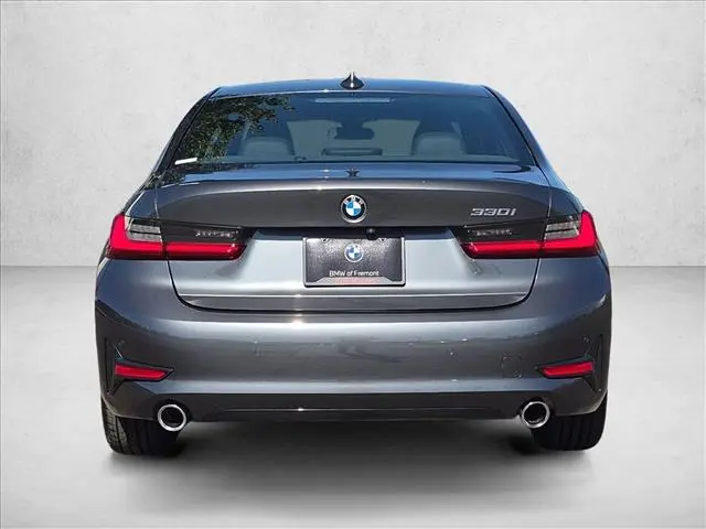 2020 BMW 330i - $26,827