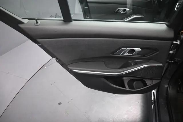 2021 BMW 330i - $23,998