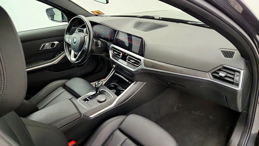 2021 BMW 330i - $23,995