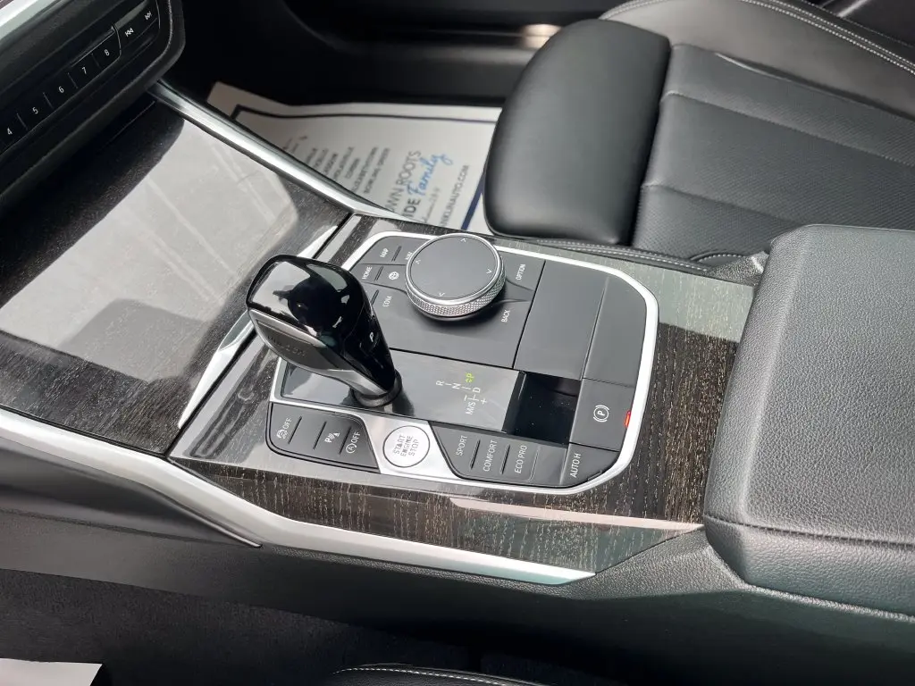 2022 BMW 330i - $27,400