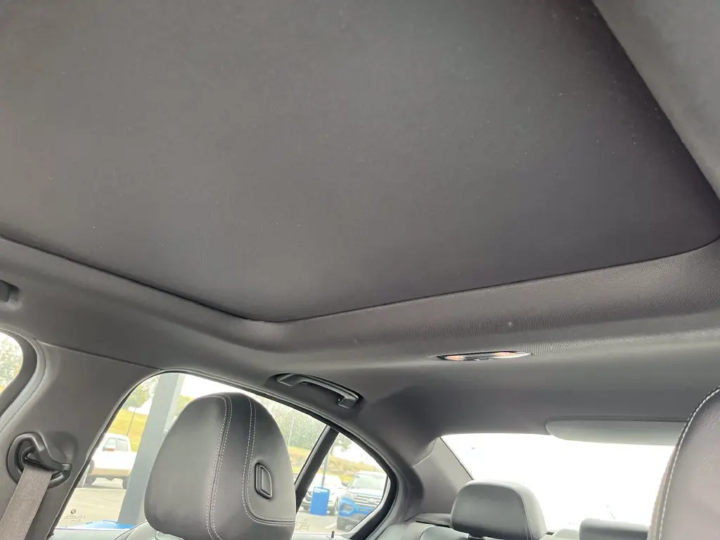 2022 BMW 330i - $27,400