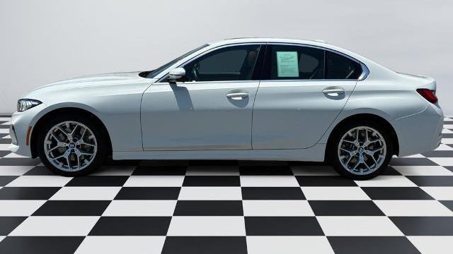 2025 BMW 3 Series 330i
