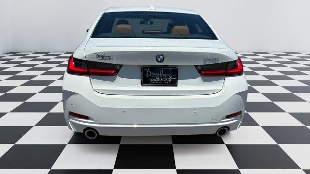 2025 BMW 3 Series 330i