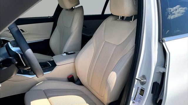 2025 BMW 3 Series 330i