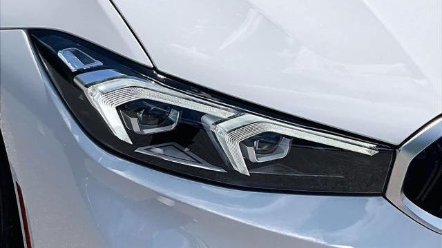 2025 BMW 3 Series 330i