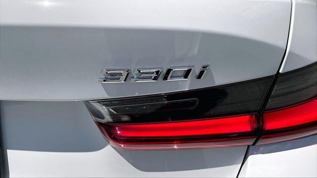 2025 BMW 3 Series 330i