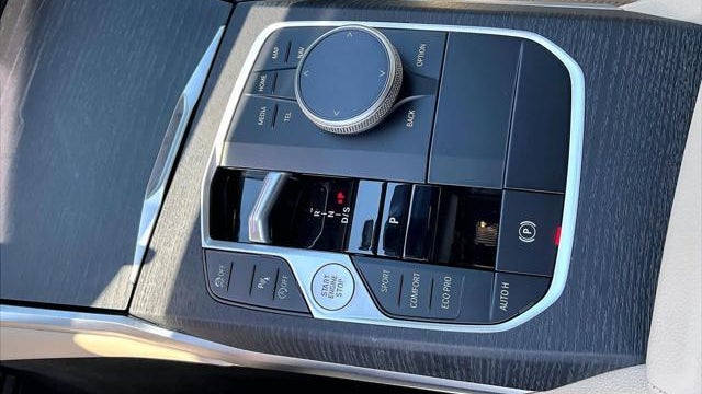 2025 BMW 3 Series 330i