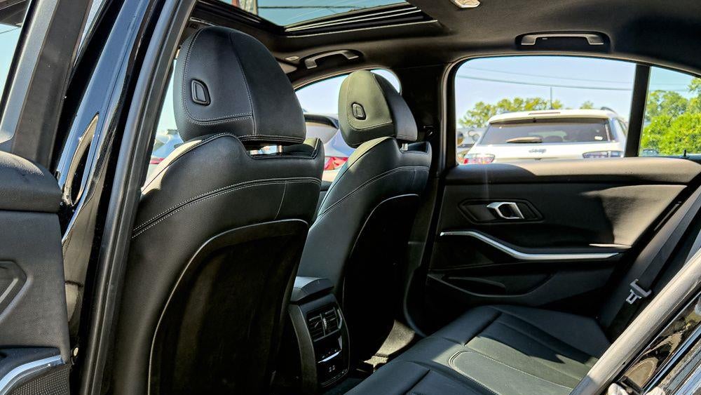 2025 BMW 3 Series 330i
