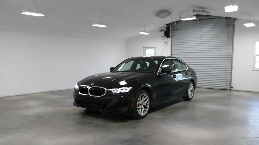 2025 BMW 3 Series 330i