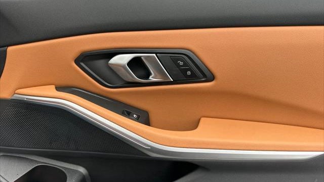 2025 BMW 3 Series 330i