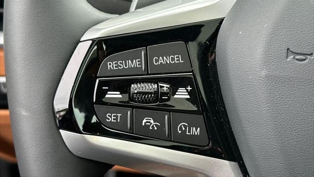 2025 BMW 3 Series 330i