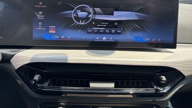 2026 BMW 3 Series 330i