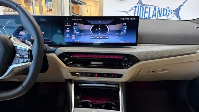 2026 BMW 3 Series 330i