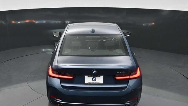 2026 BMW 3 Series 330i