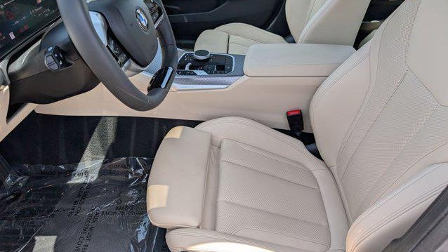 2025 BMW 3 Series 330i