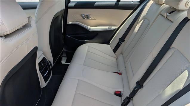 2025 BMW 3 Series 330i