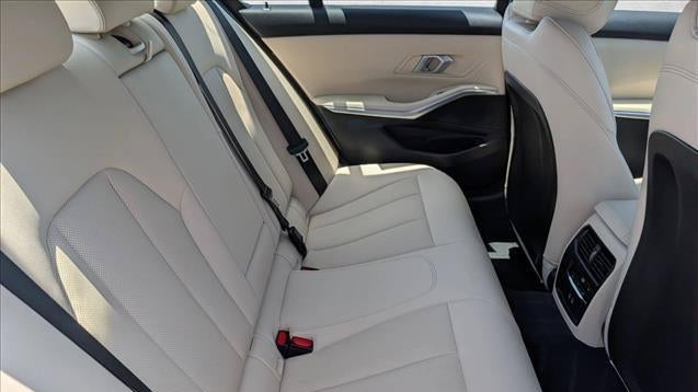 2025 BMW 3 Series 330i
