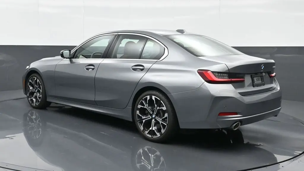 2025 BMW 3 Series 330i