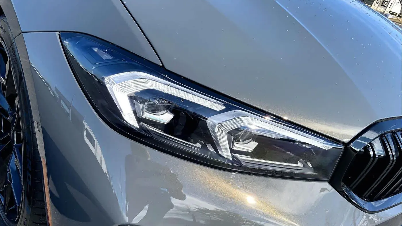 2026 BMW 3 Series 330i