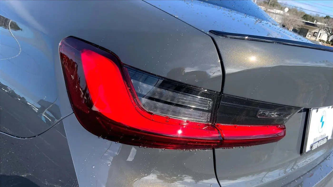 2026 BMW 3 Series 330i