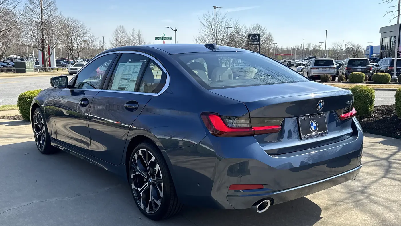 2026 BMW 3 Series 330i