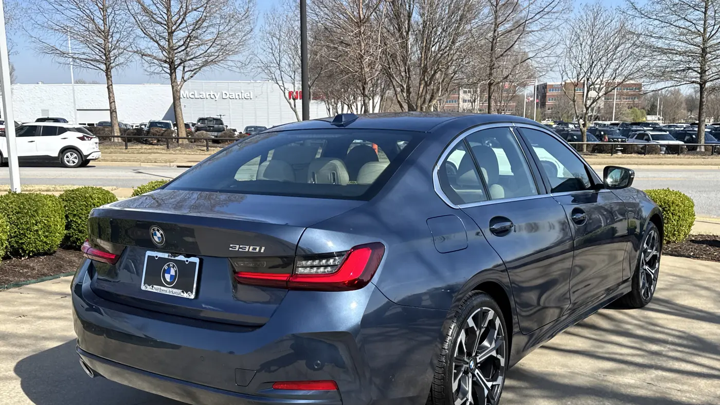 2026 BMW 3 Series 330i
