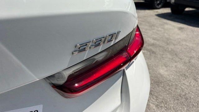 2026 BMW 3 Series 330i