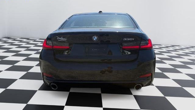 2025 BMW 3 Series 330i