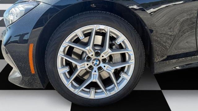 2025 BMW 3 Series 330i
