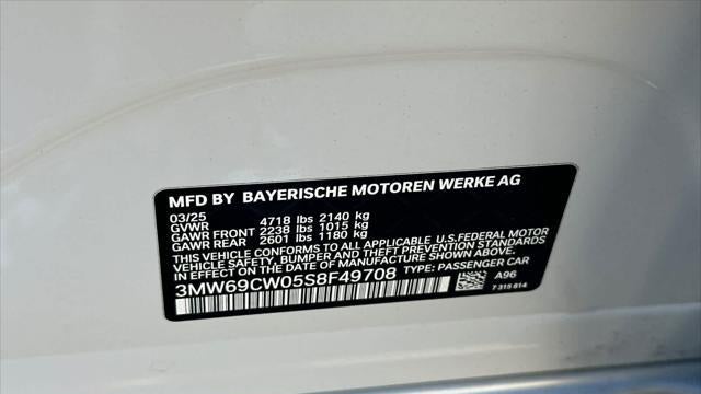 2025 BMW 3 Series 330i