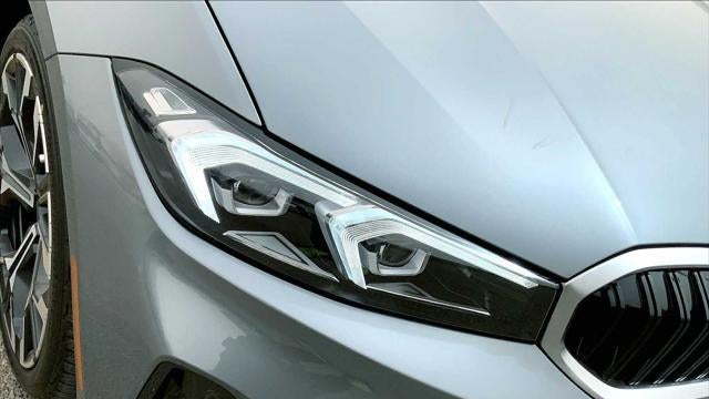 2025 BMW 3 Series 330i