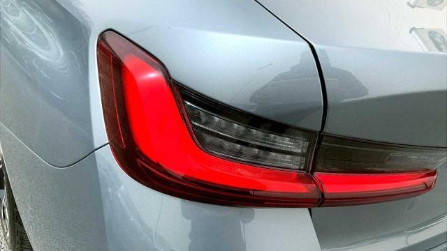 2025 BMW 3 Series 330i