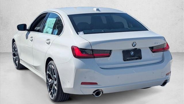 2026 BMW 3 Series 330i