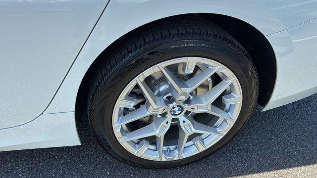 2025 BMW 3 Series 330i
