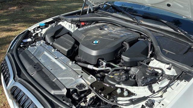 2025 BMW 3 Series 330i