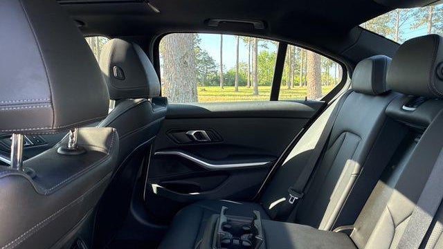 2025 BMW 3 Series 330i
