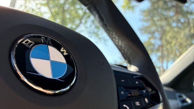 2025 BMW 3 Series 330i