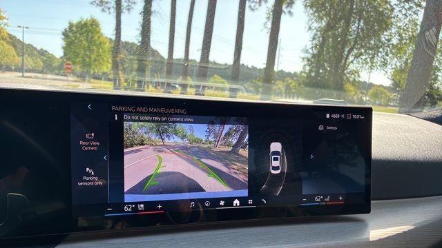 2025 BMW 3 Series 330i