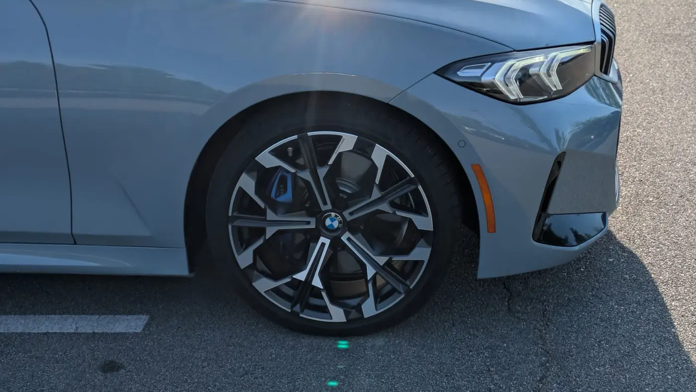 2025 BMW 3 Series 330i