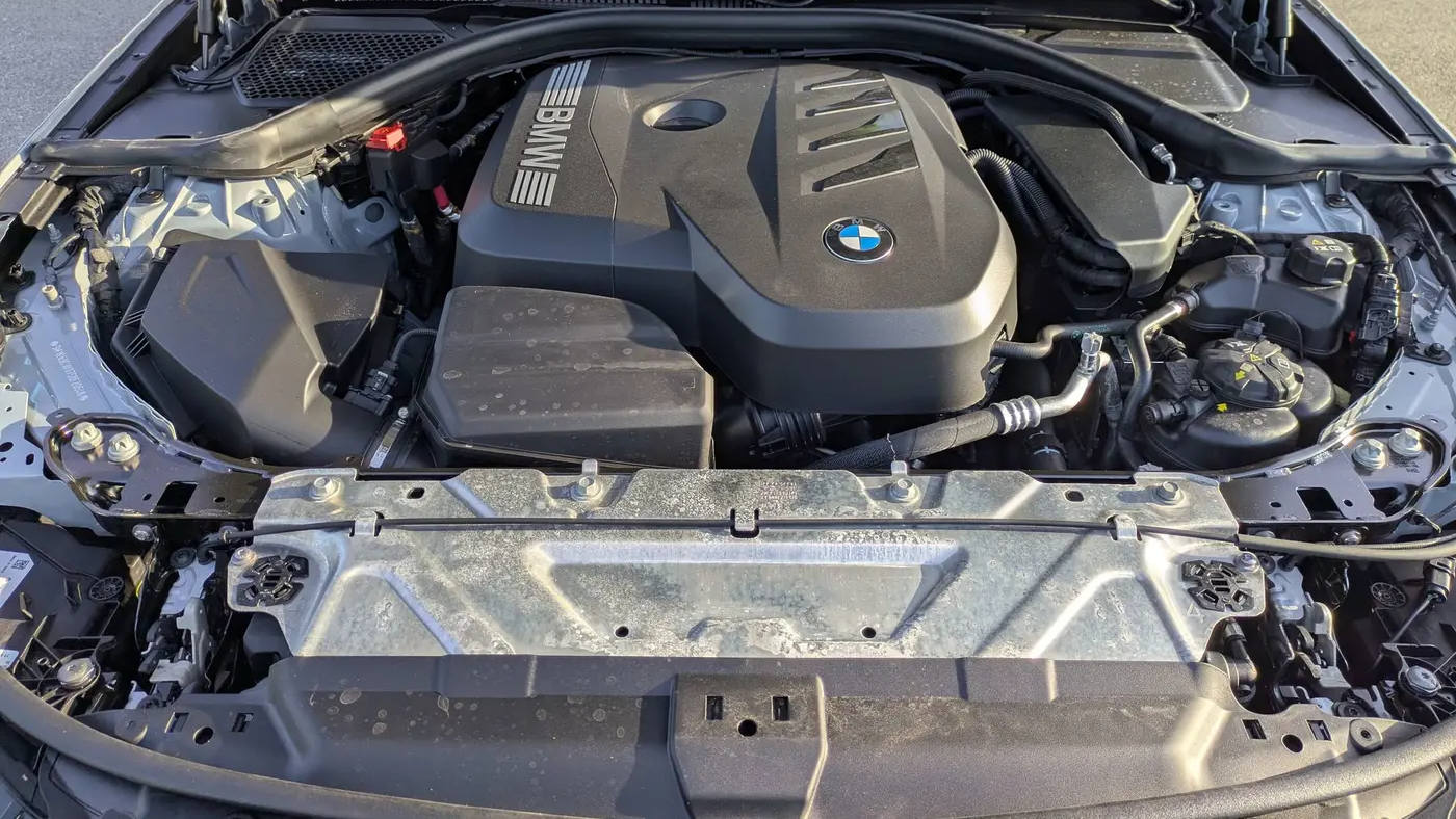 2025 BMW 3 Series 330i