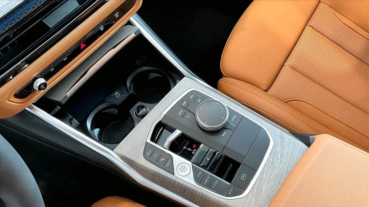 2026 BMW 3 Series 330i