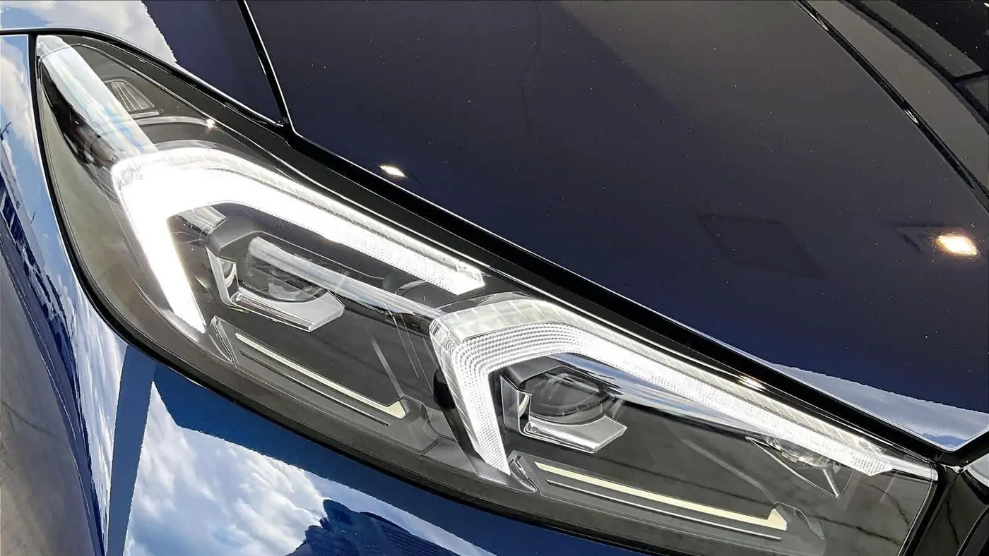 2026 BMW 3 Series 330i