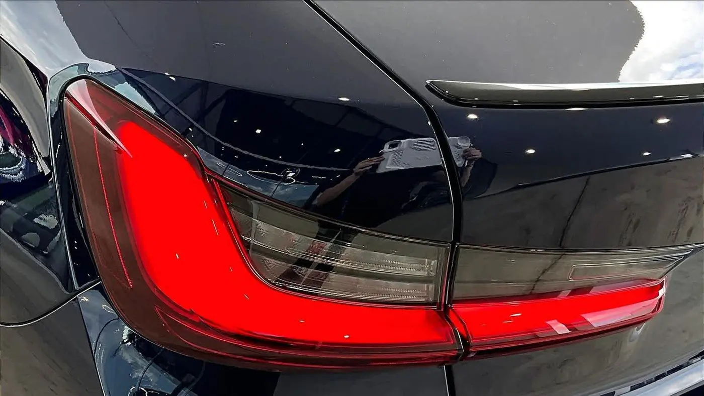 2026 BMW 3 Series 330i