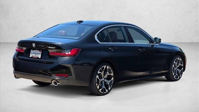 2025 BMW 3 Series 330i