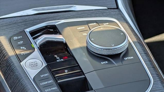 2025 BMW 3 Series 330i