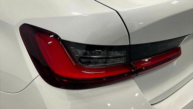 2025 BMW 3 Series 330i
