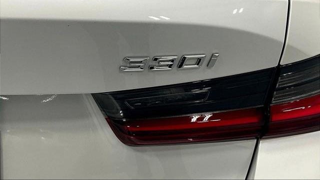 2025 BMW 3 Series 330i